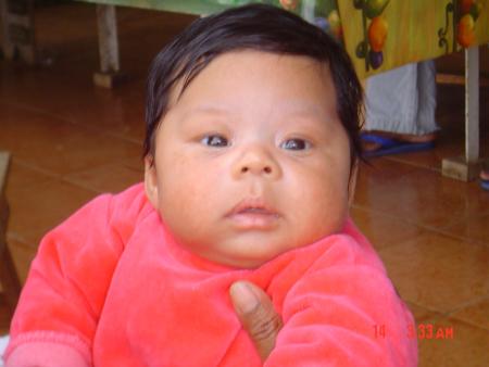 mon petit cousin!!!!!! tro mimi
